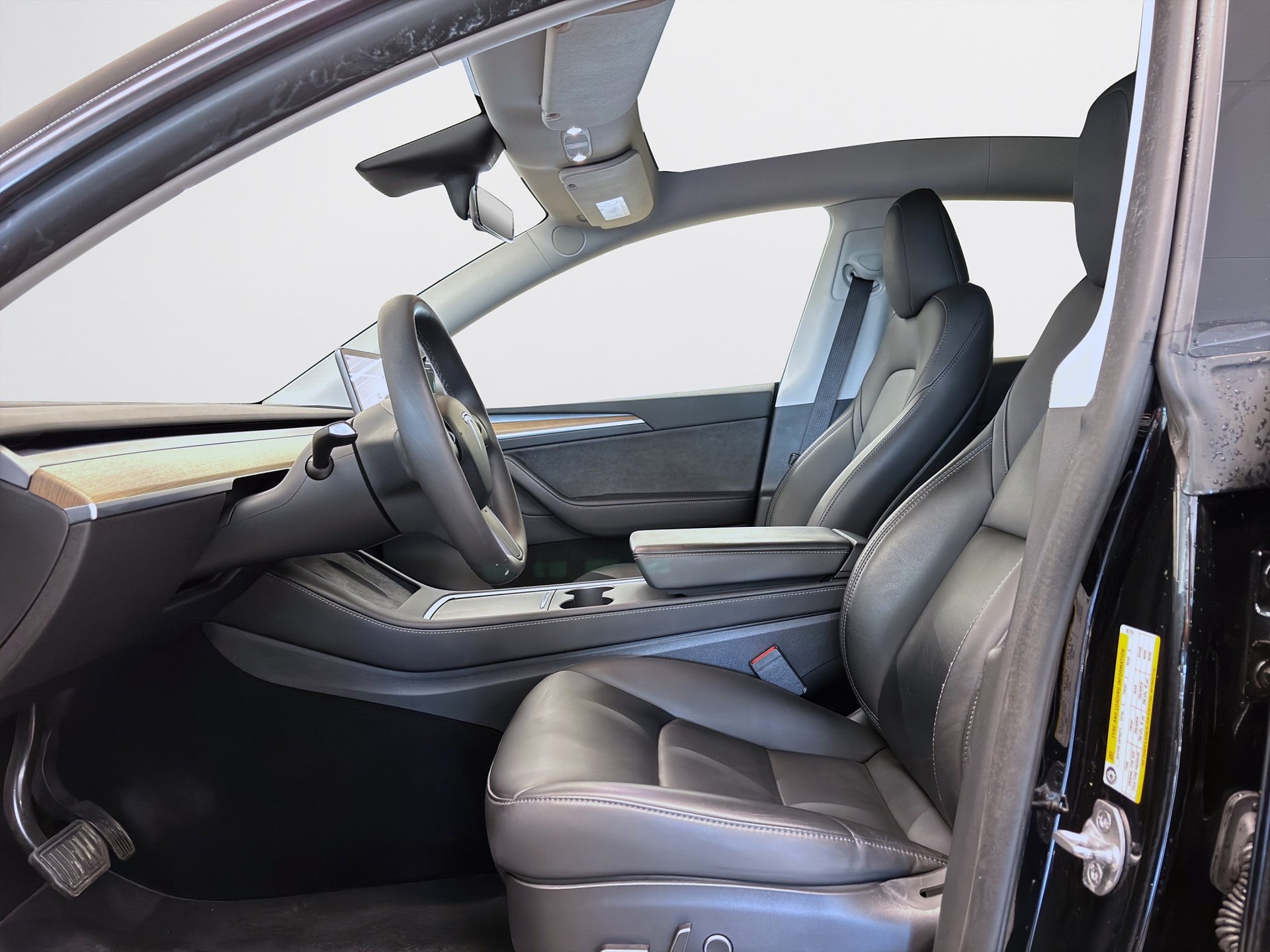 Tesla Model Y Standard Range 299hk Helg på Moberg! Pano B-Kamera