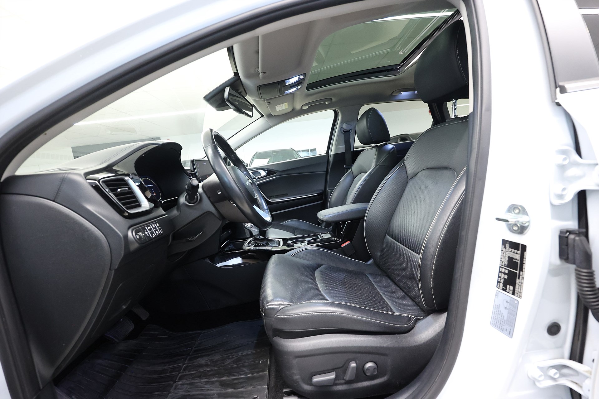 Kia Ceed Sportswagon Plug-in Hybrid 141hk Advance Plus Pano Keyless