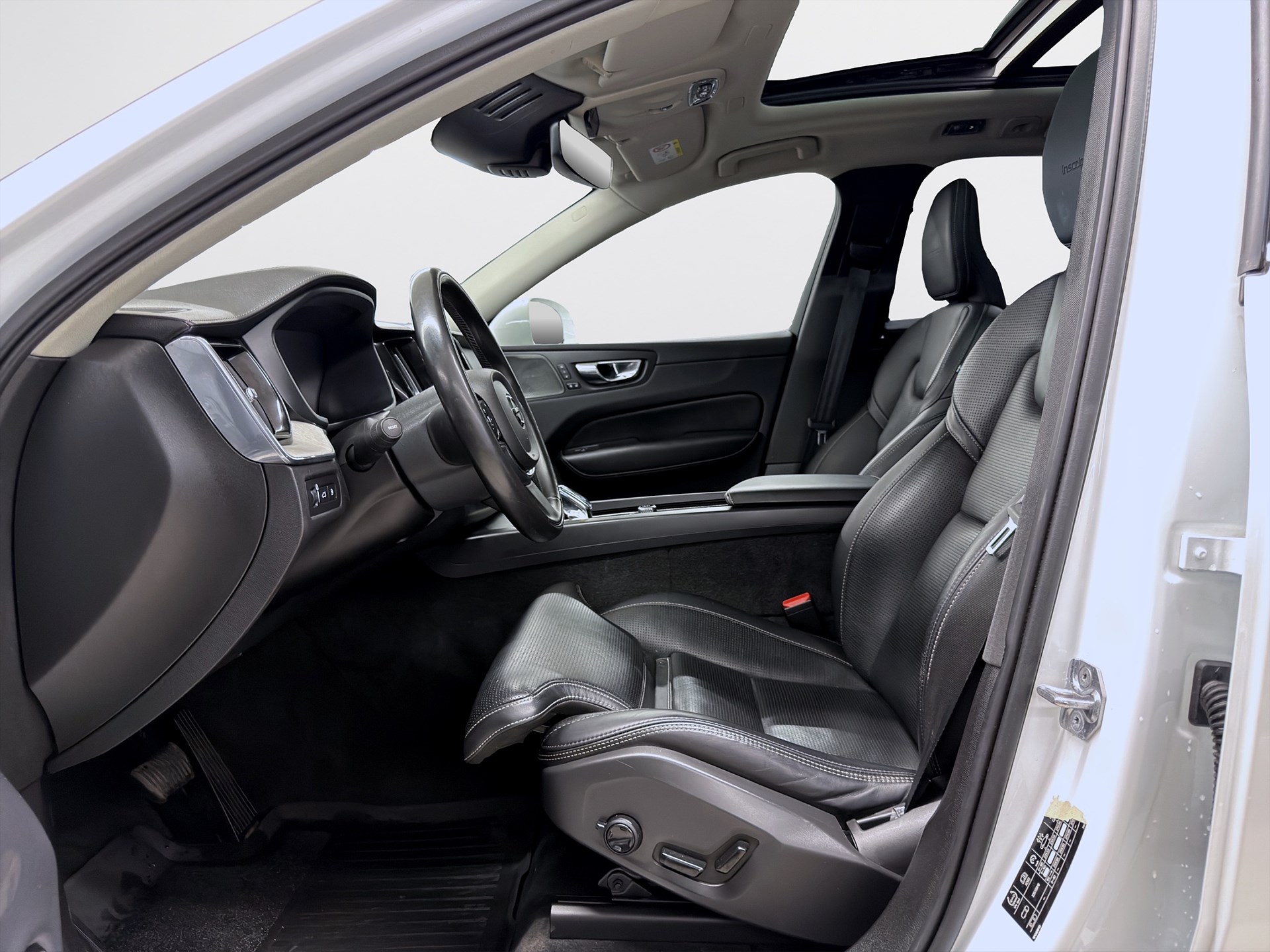 Volvo XC60 T8 392hk Inscription H/K 360 Massage