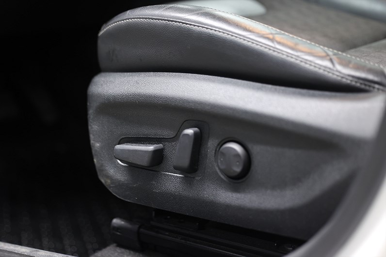 Kia Niro P-HEV 141hk Advance Plus B-kamera Navi