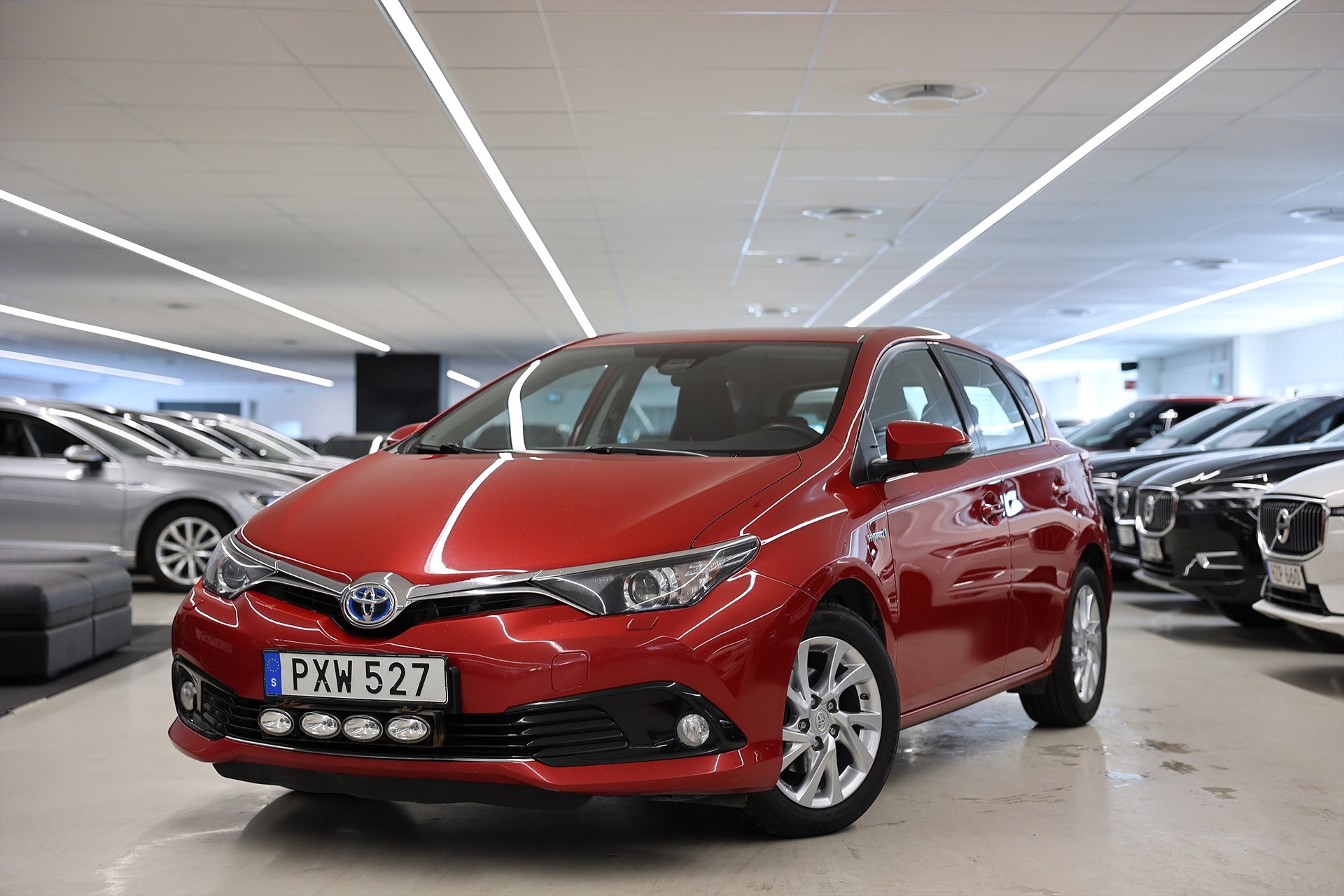 Toyota Auris 1.8 HSD 136hk Active B-Kamera Navi K-Värmare