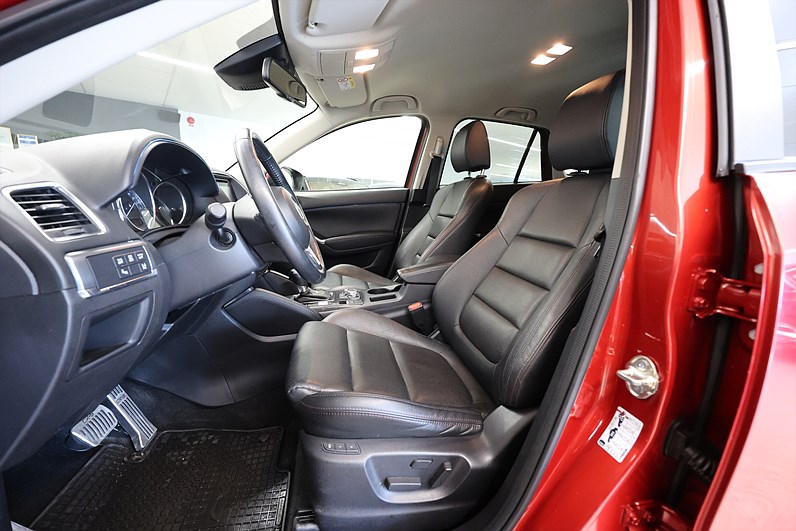 Mazda CX-5 2.5 AWD 192hk Optimum BOSE Drag Navi Läder