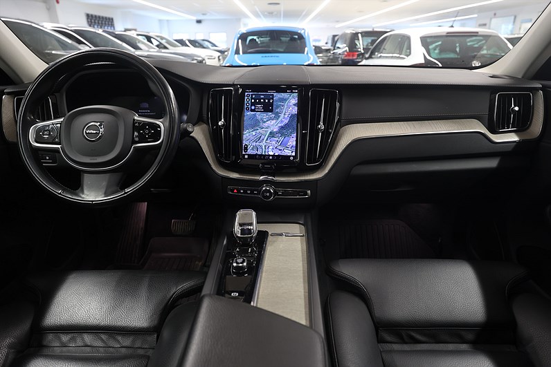 Volvo XC60 Recharge T6 AWD Insripction 340hk *Kampanj!* Pano Läder Navi