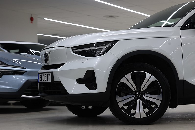 Volvo C40 Recharge Single Motor *Hjulkampanj!* Core Pano Drag