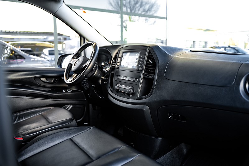 Mercedes-benz Vito 2023 - miniatyr 27