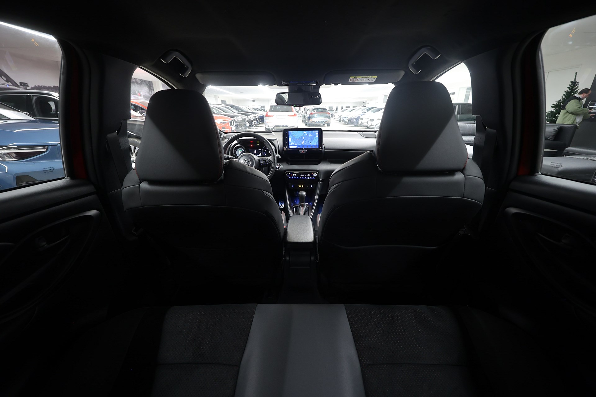 Toyota Yaris Hybrid 116hk *Kampanj!* GR-Sport Plus pkt HUD JBL Bi-Tone