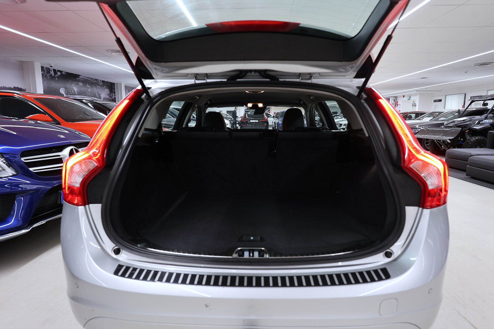 Volvo V60 D4 190hk Classic Summum Drag Navi VOC