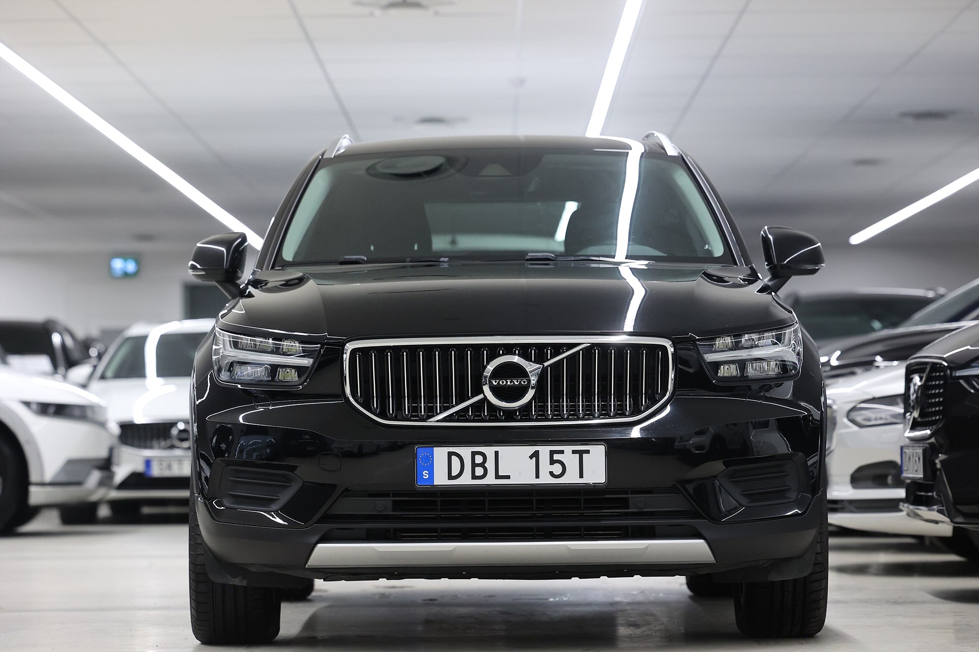 Volvo XC40 T4 Recharge 211hk *Hjulkampanj!* Momentum Värmare