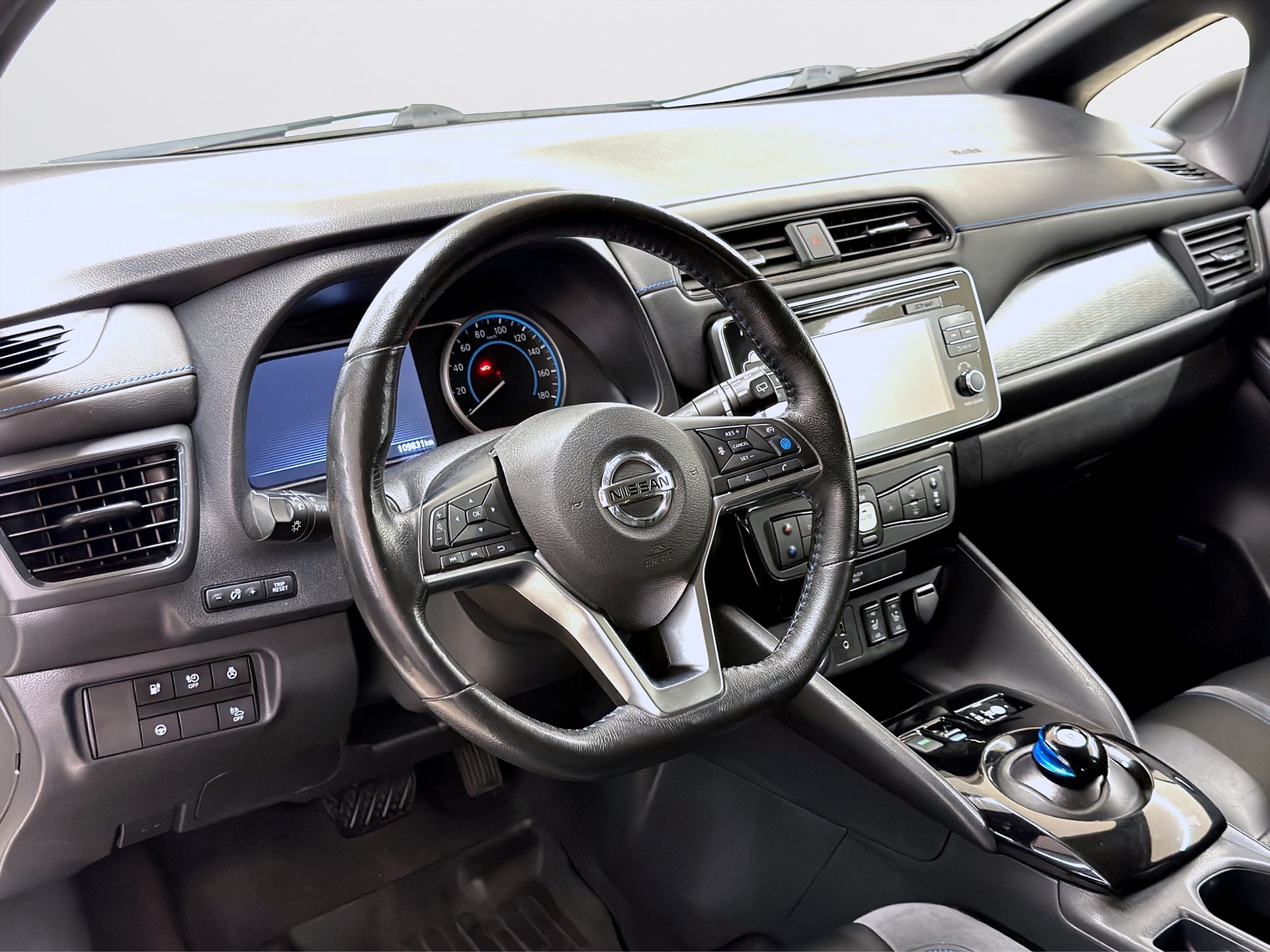 Nissan Leaf 150hk 360 Navi BOSE PDC Farthållare