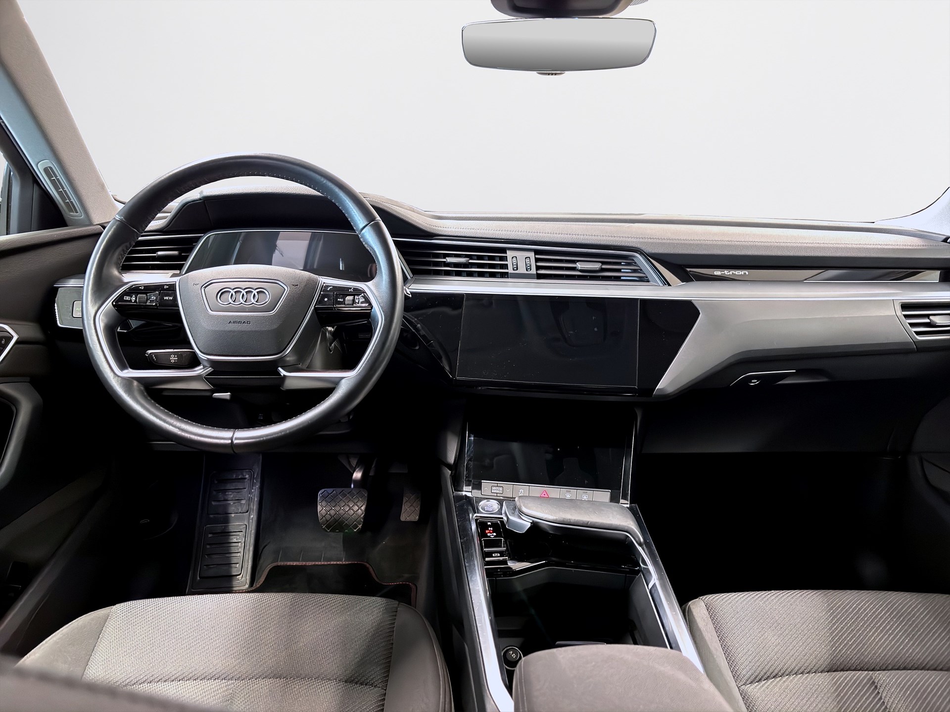Audi e-tron 50 quattro 313hk Helg på Moberg! Navi Keyless PDC
