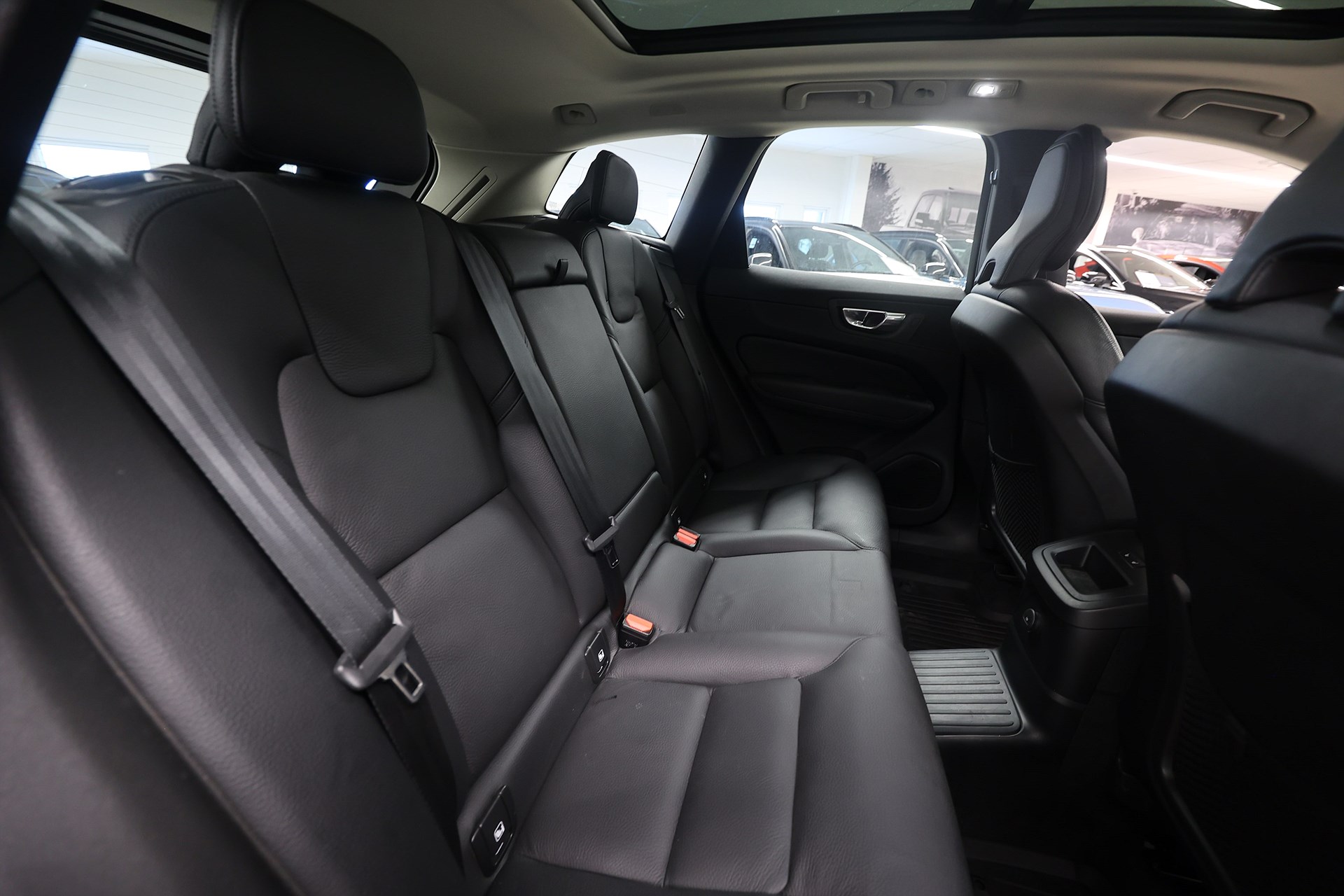 Volvo XC60 Recharge T6 AWD Insripction 340hk *Kampanj!* Pano Läder Navi