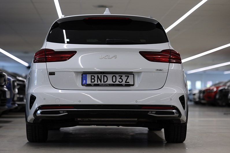Kia Ceed SW Plug-in 141hk Advance B-kamera Keyless CarPlay