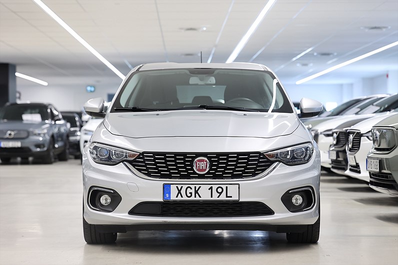 Fiat tipo 1.4 120hk Backkamera PDC Adaptiv fart Bluetooth