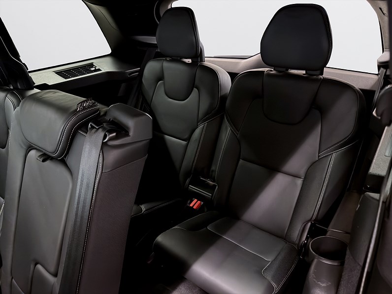 Volvo XC90 B5 AWD 235hk 7-sits R-Design Pro Edt B&W Pano 360