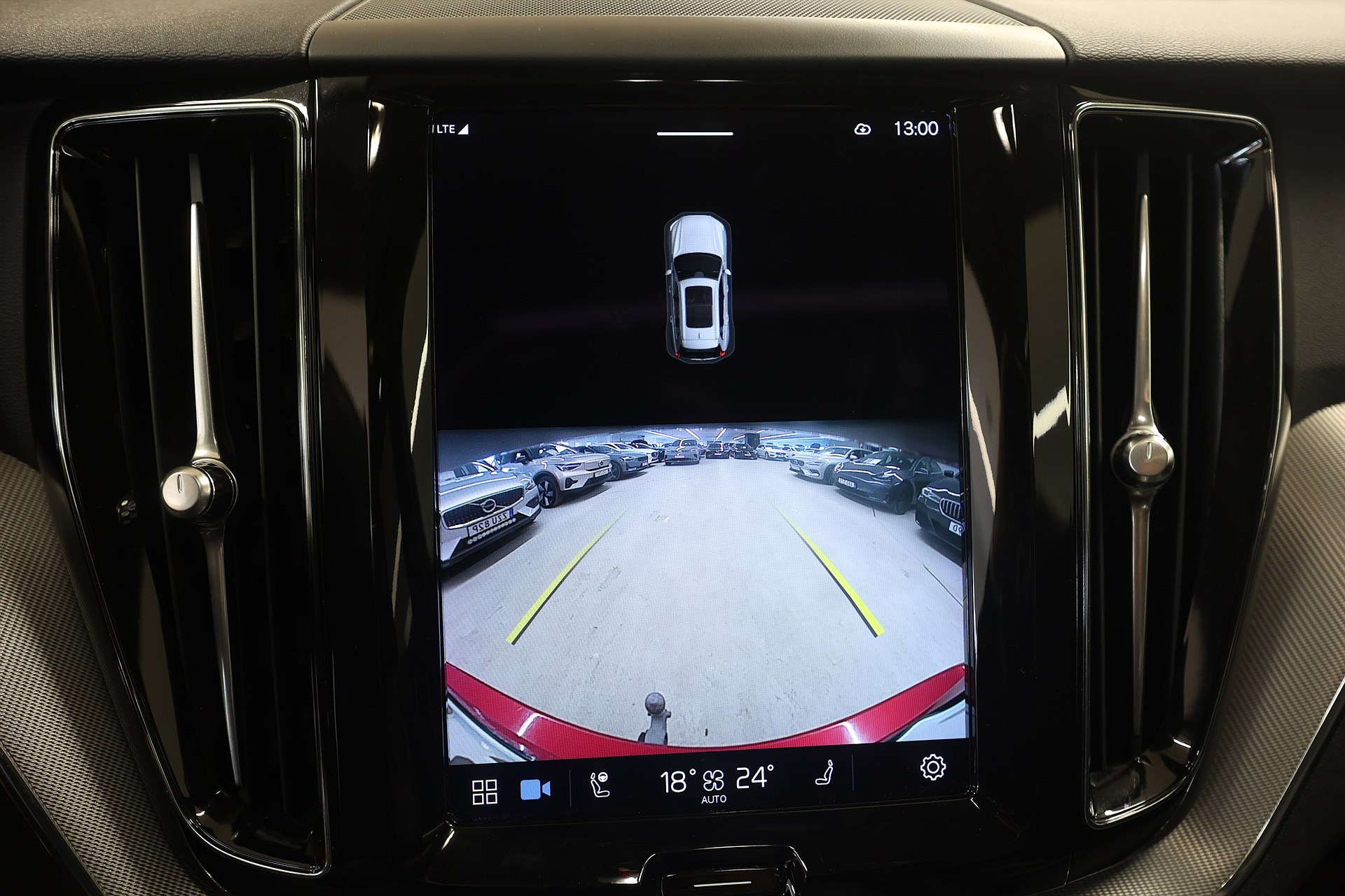 Volvo XC60 Recharge T6 AWD 350hk *Kampanj!* Plus Dark Pano Keyless Läder