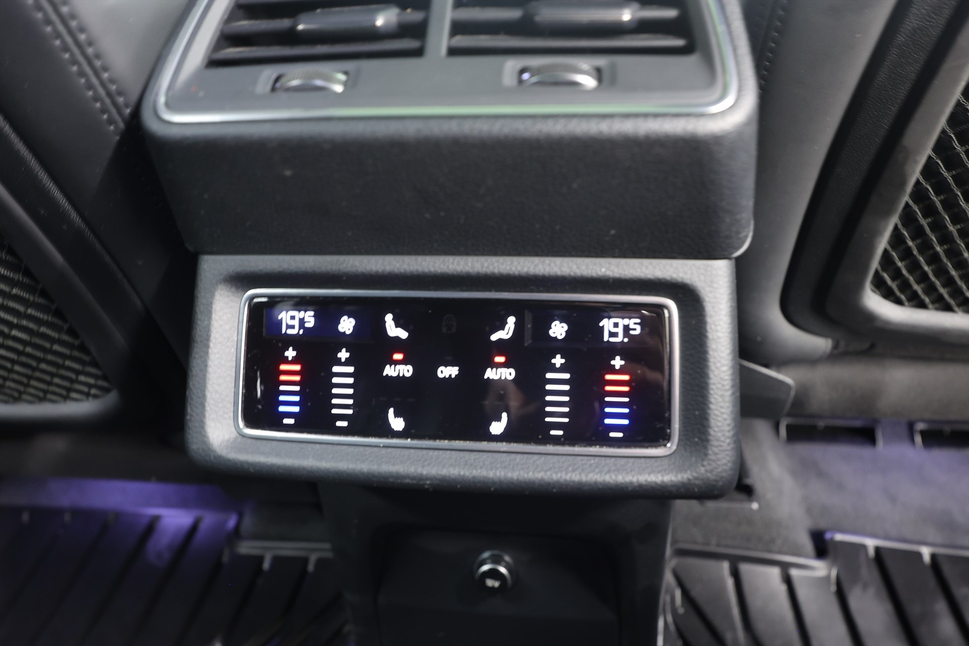 Audi e-tron 55 Quattro 408hk S Line B&O Läder Pano 360