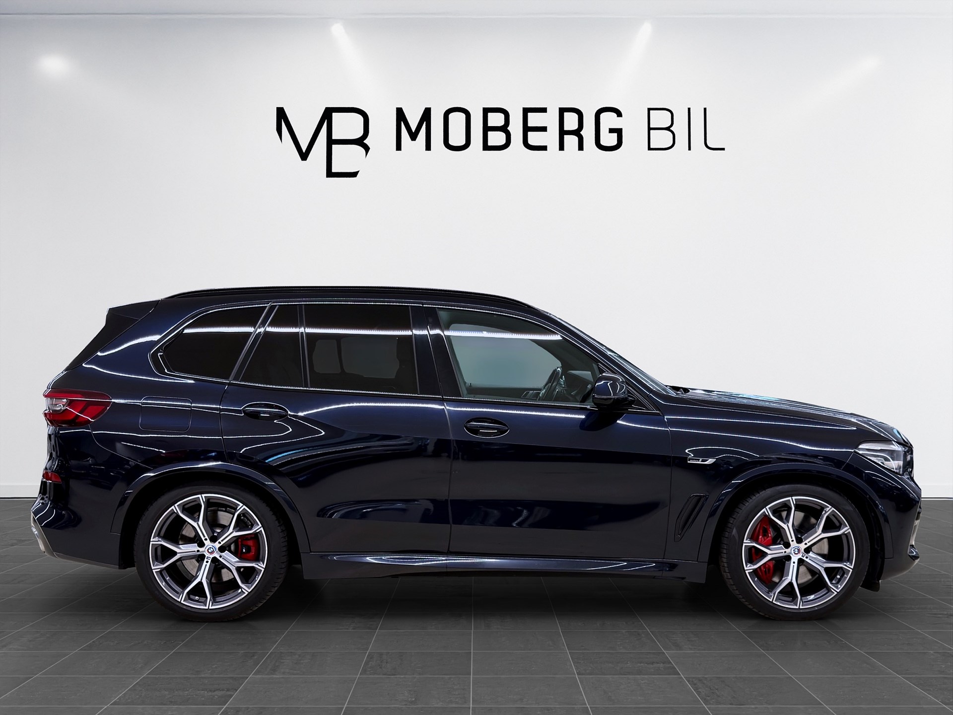 BMW X5 xDrive45e iPerformance 394hk Helg på Moberg! M-Sport Pano Navi Drag