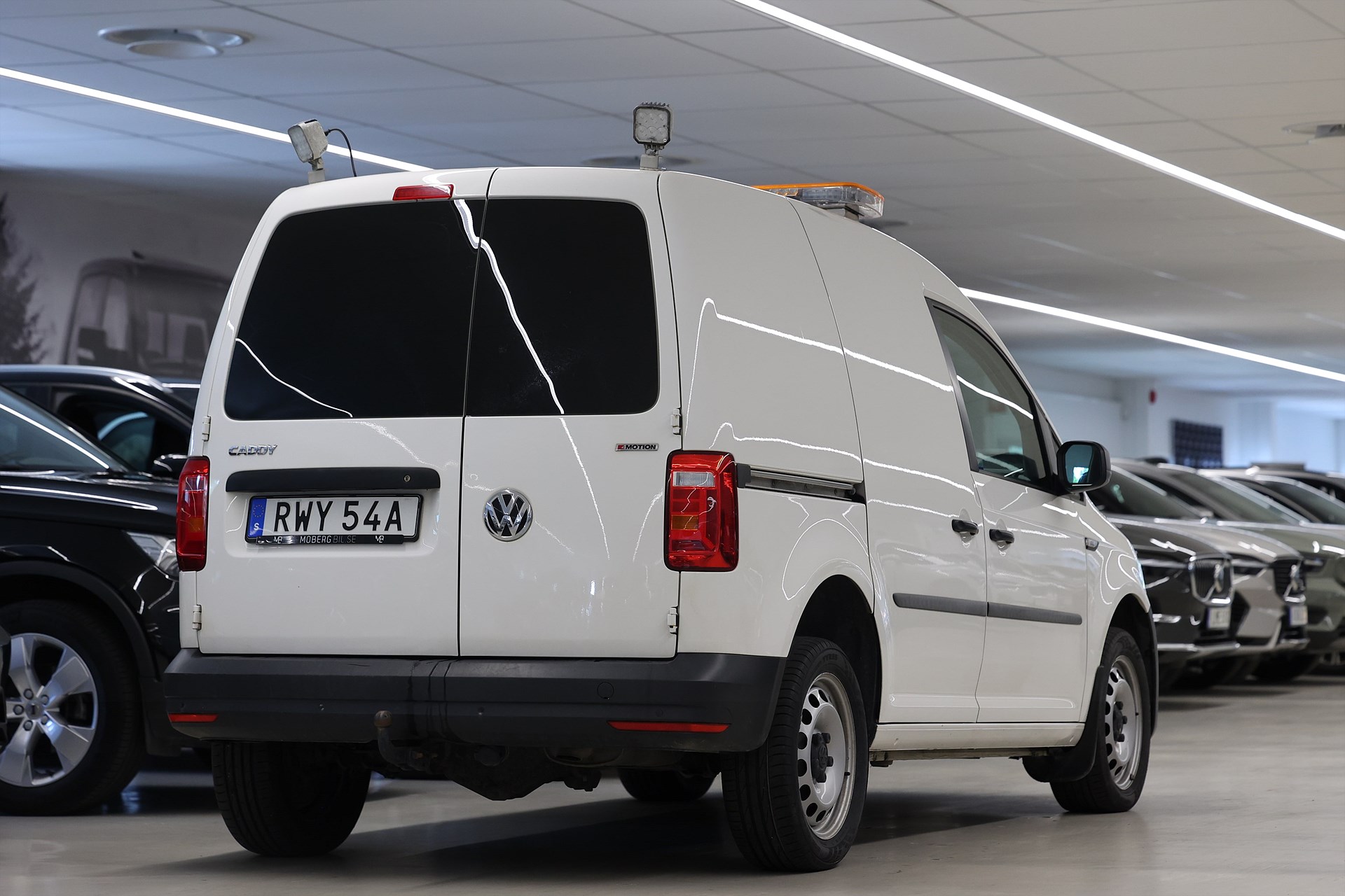 Volkswagen Caddy 2.0 TDI 4M V-inrett Värmare Drag MOMS
