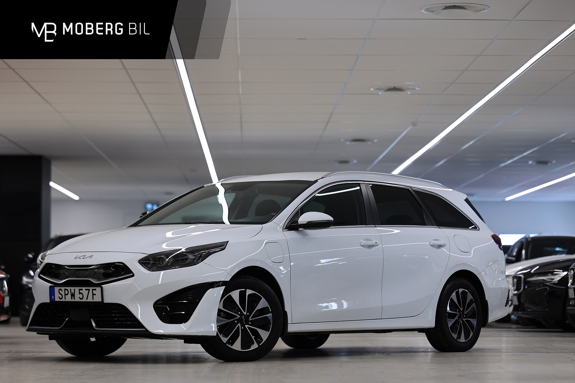 Kia Ceed SW Plug-in 141hk Advance B-kamera Keyless LED