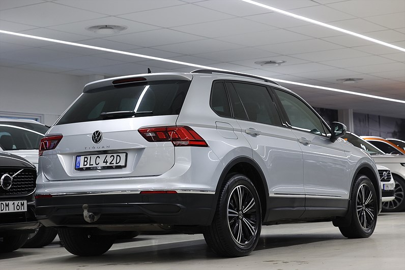 Volkswagen Tiguan 1.5 TSI 150hk *Hjulkampanj!* B-kamera Drag PDC