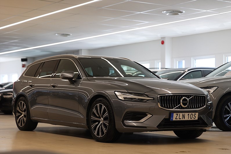 Volvo V60 T8 Twin Engine AWD 392hk Inscription H/K Värmare