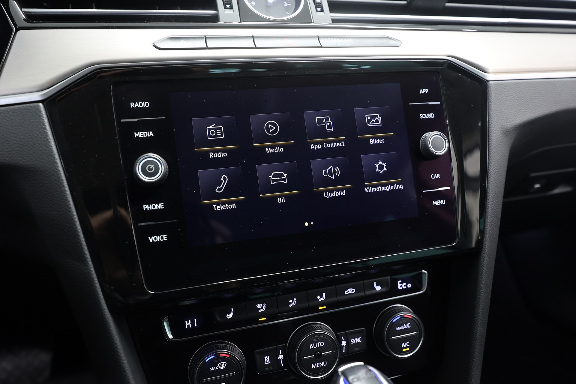 Volkswagen Passat GTE 1.4 TSI 218hk *Kampanj!* Värmare Kamera Drag