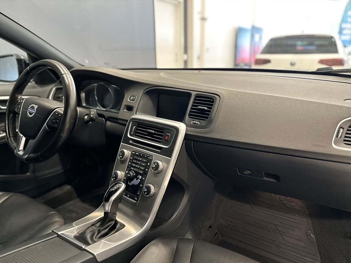 Volvo V60 Cross Country – bild 7