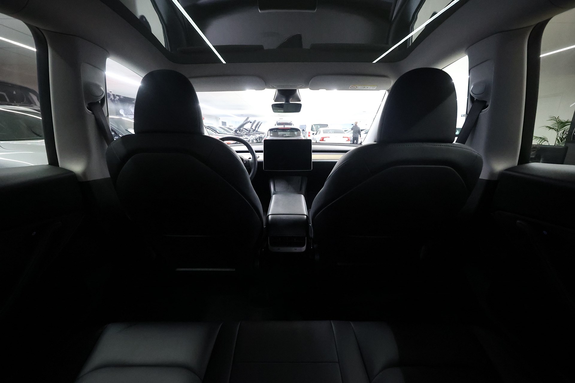 Tesla Model Y Long Range AWD 514hk Autopilot Pano Läder Navi