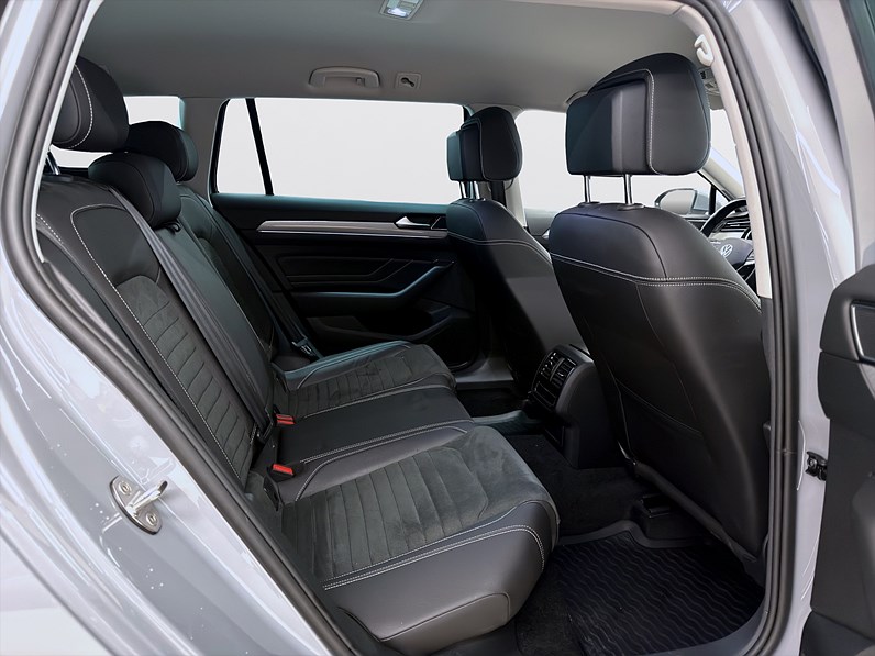 Volkswagen Passat SC GTE 218hk Executive Cockpit Drag B-Kamera