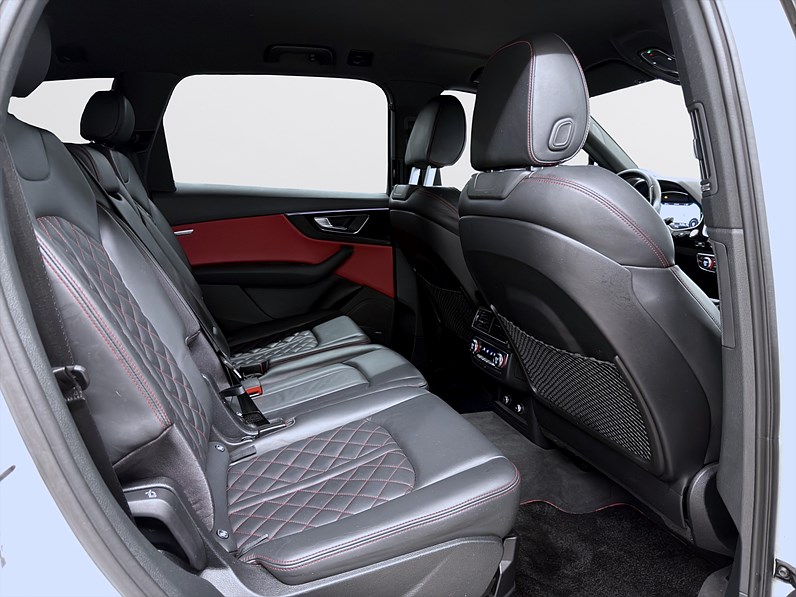 Audi SQ7 4.0 TDI V8 Q 435hk Matrix BOSE Audi Exclusive 7-Sits