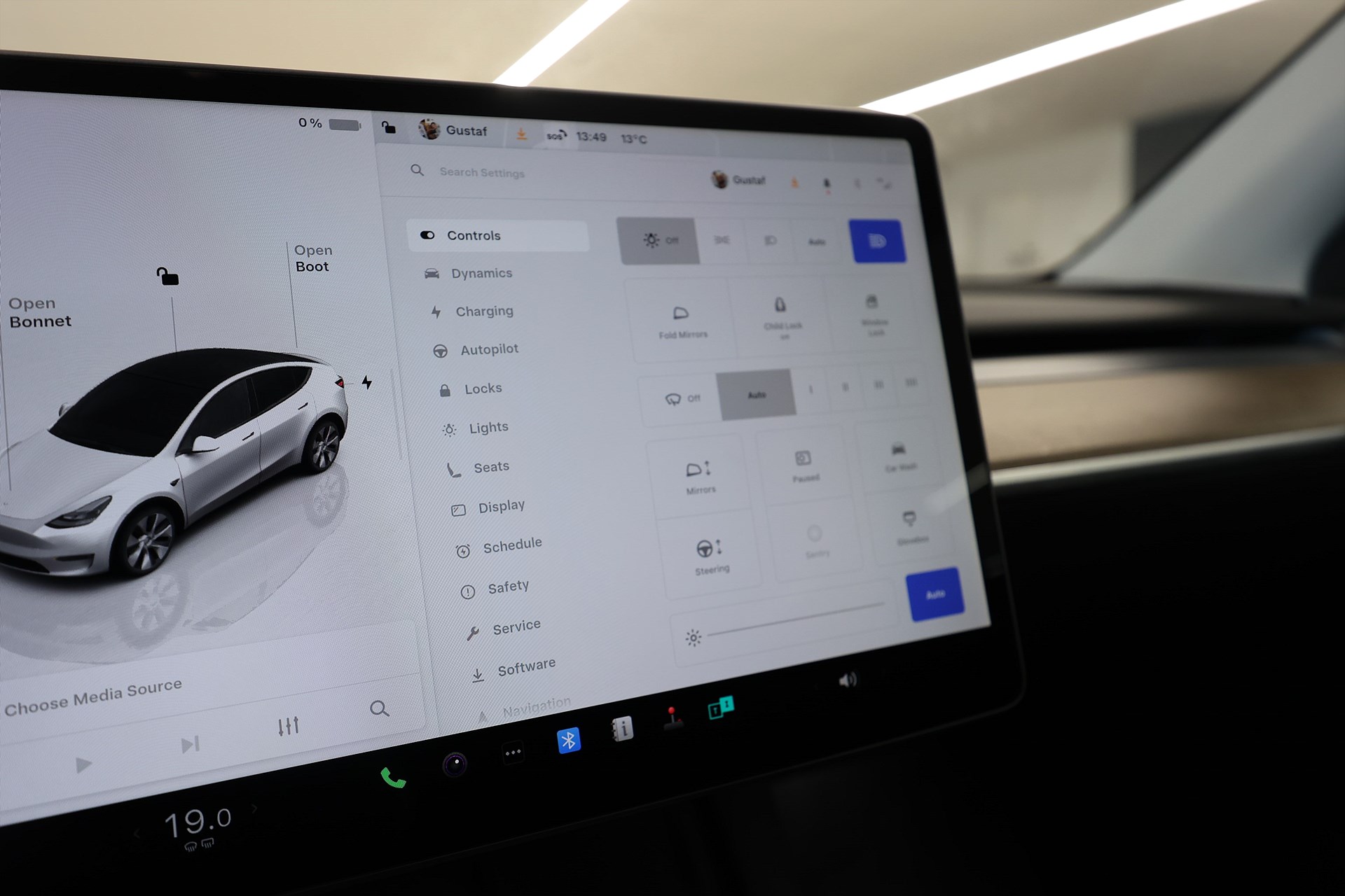 Tesla Model Y Standard Range 299hk Pano Läder Navi Drag B-Kamera