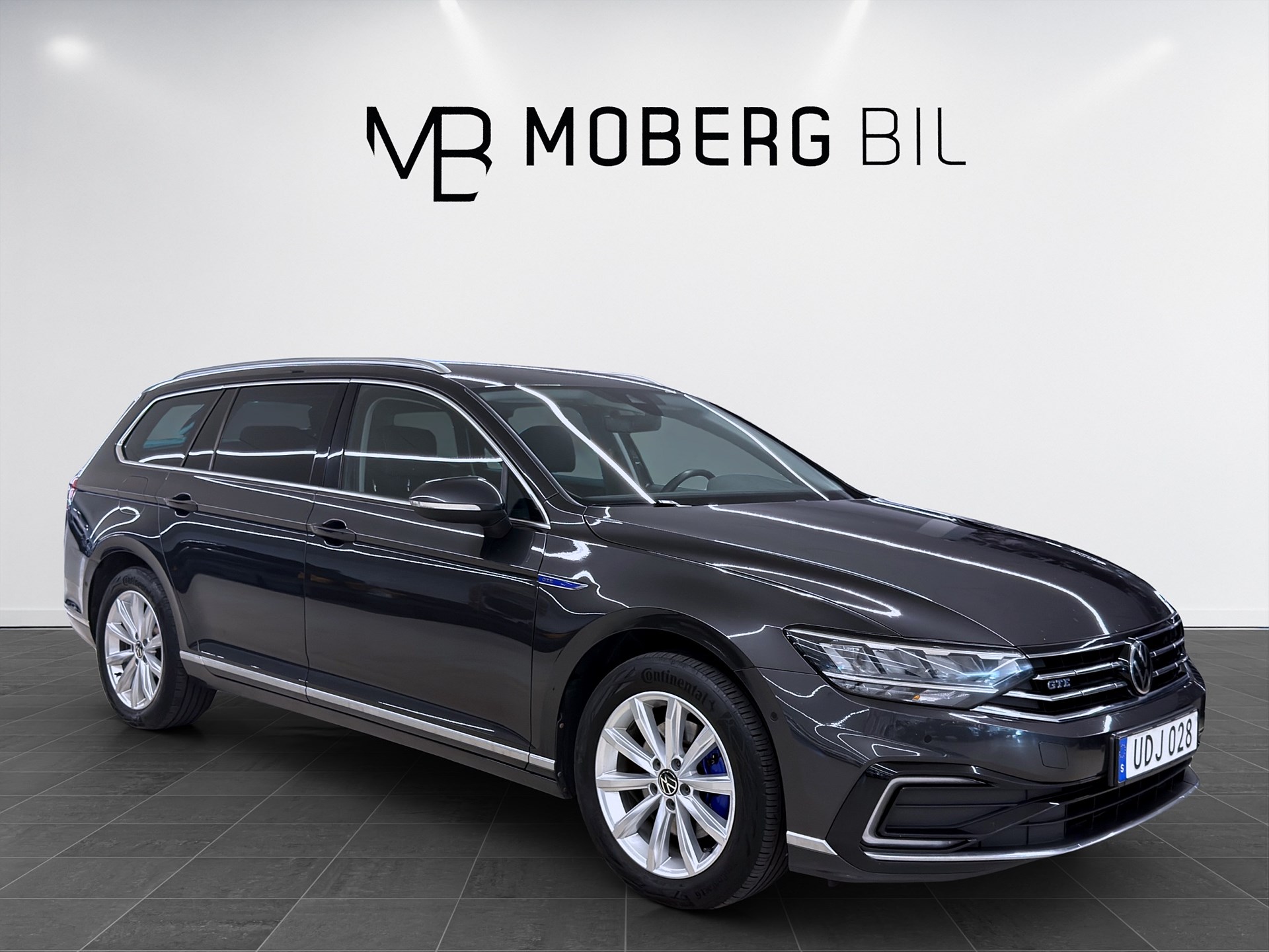 Volkswagen Passat SC GTE 218hk Helg på Moberg! Keyless B-Kamera Navi