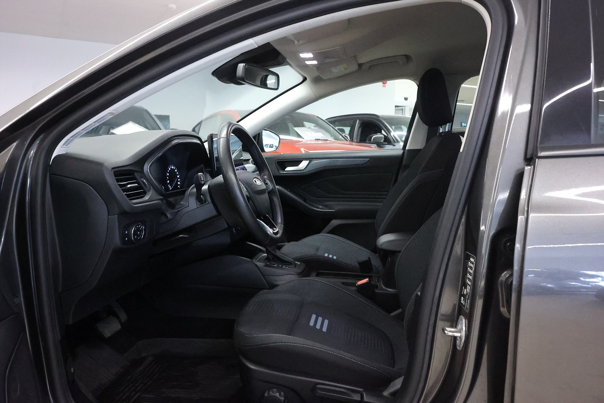 Ford Focus Active 1.0 Hybrid 125hk Active + B-kamera Navi