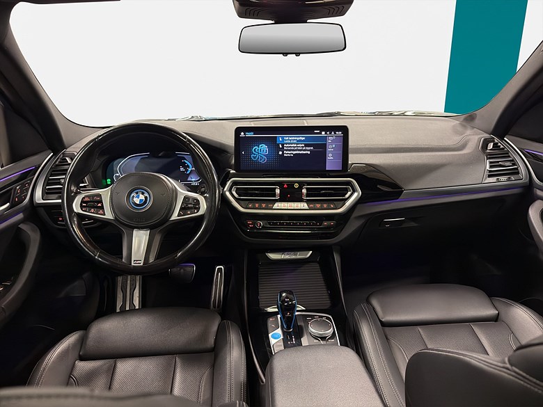 BMW iX3 M Charged 2022 SOH 94,1% drag, Pano, MOMS 2022, svart – bild 20 av 23, begagnad hos Niber i Järfälla