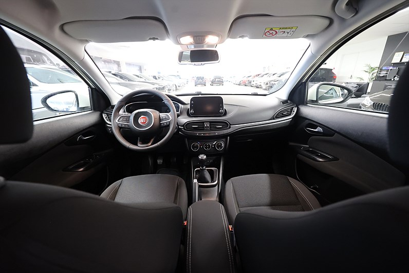 Fiat Tipo 1.4 FIRE T-JET 120hk PDC B-Kamera Årsskatt 1284kr