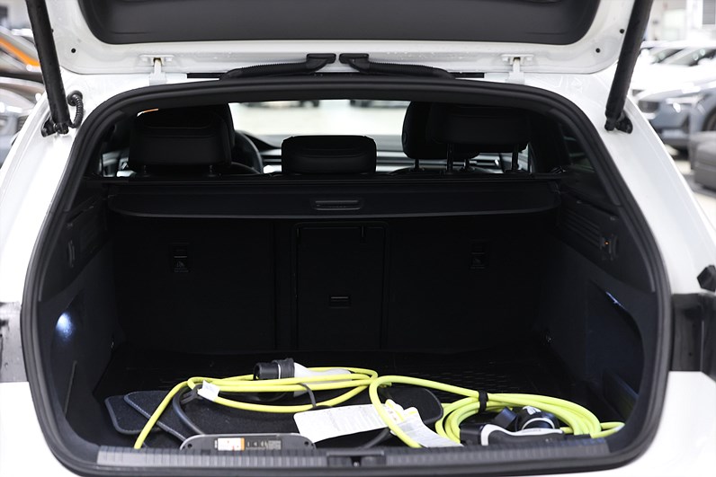 Volkswagen Arteon SB eHybrid 218hk *Hjulkampanj!* R-Line Drag