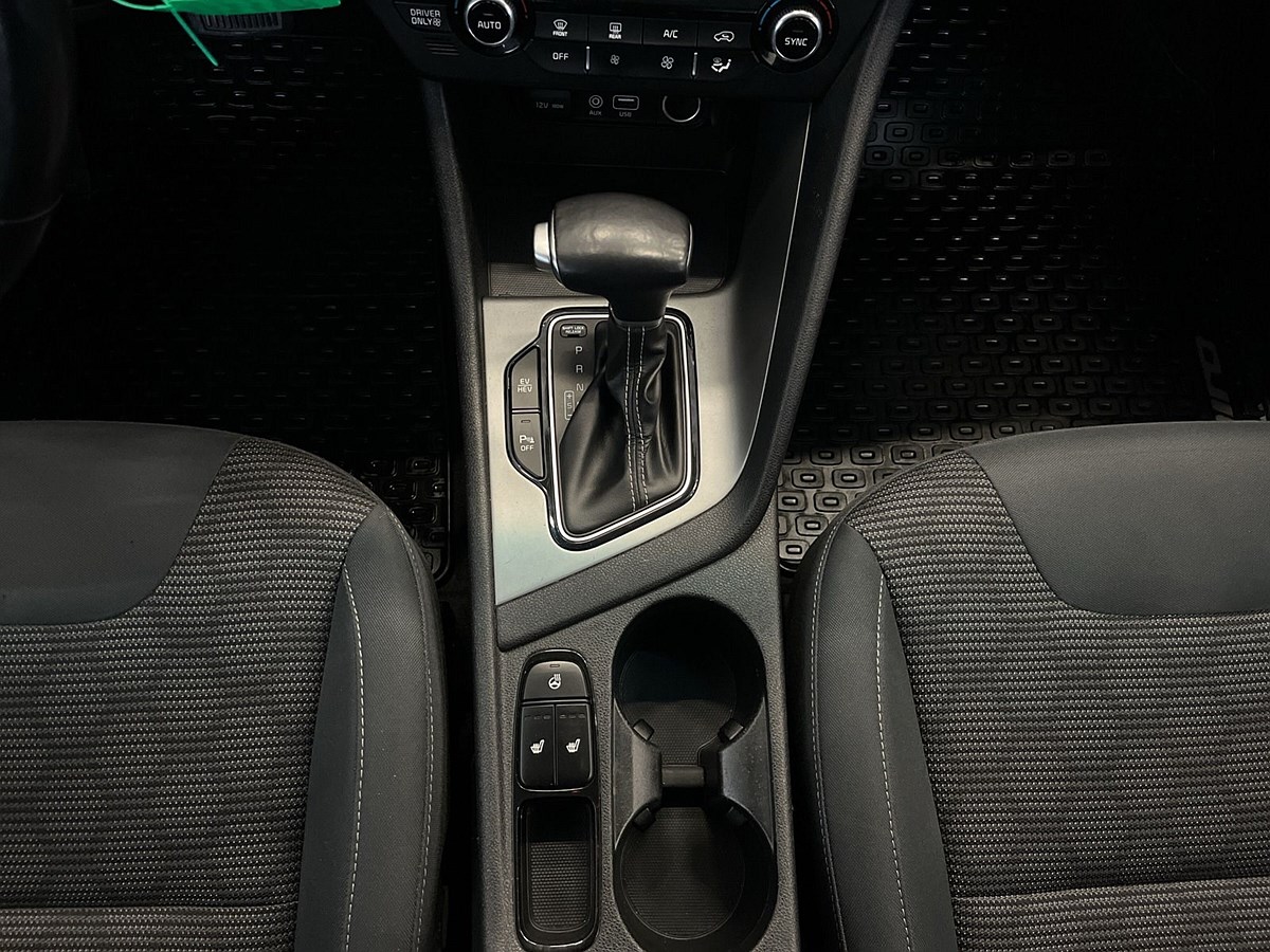 Kia Niro P-HEV DCT, 141hk, 2019