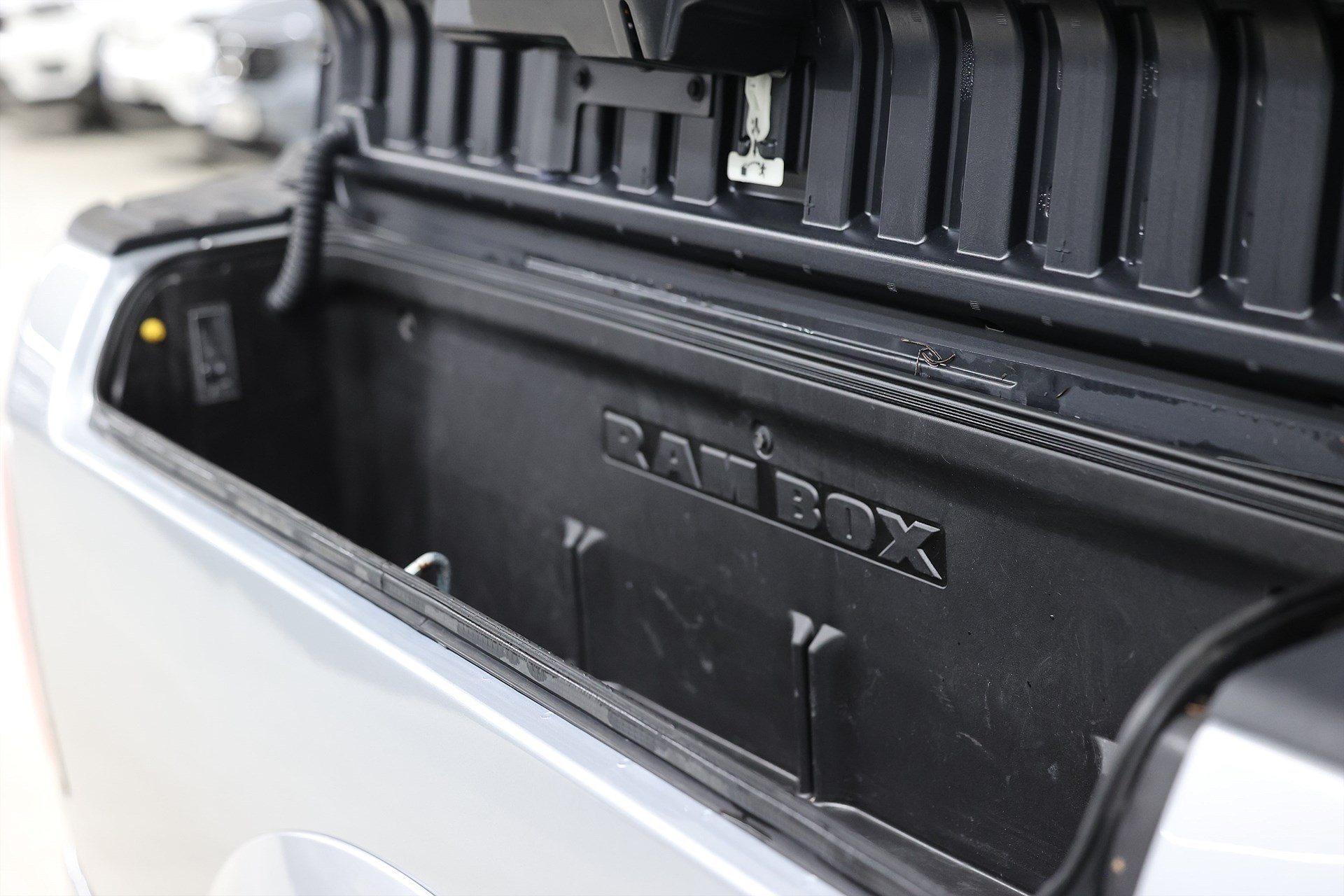 Dodge RAM 5.7 V8 4WD 401hk *Hjulkampanj!* Laramie RamBox MOMS