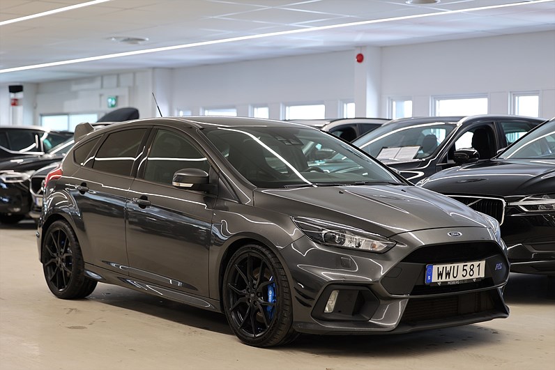 Ford Focus RS 2.3 AWD 350hk Recardo Brembo B-kamera Keyless