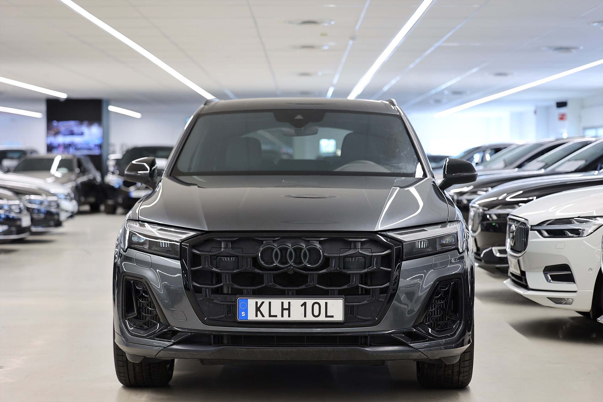 Audi Q7 60 TFSI e quattro S-line 490hk Svart Optik Drag Leasbar