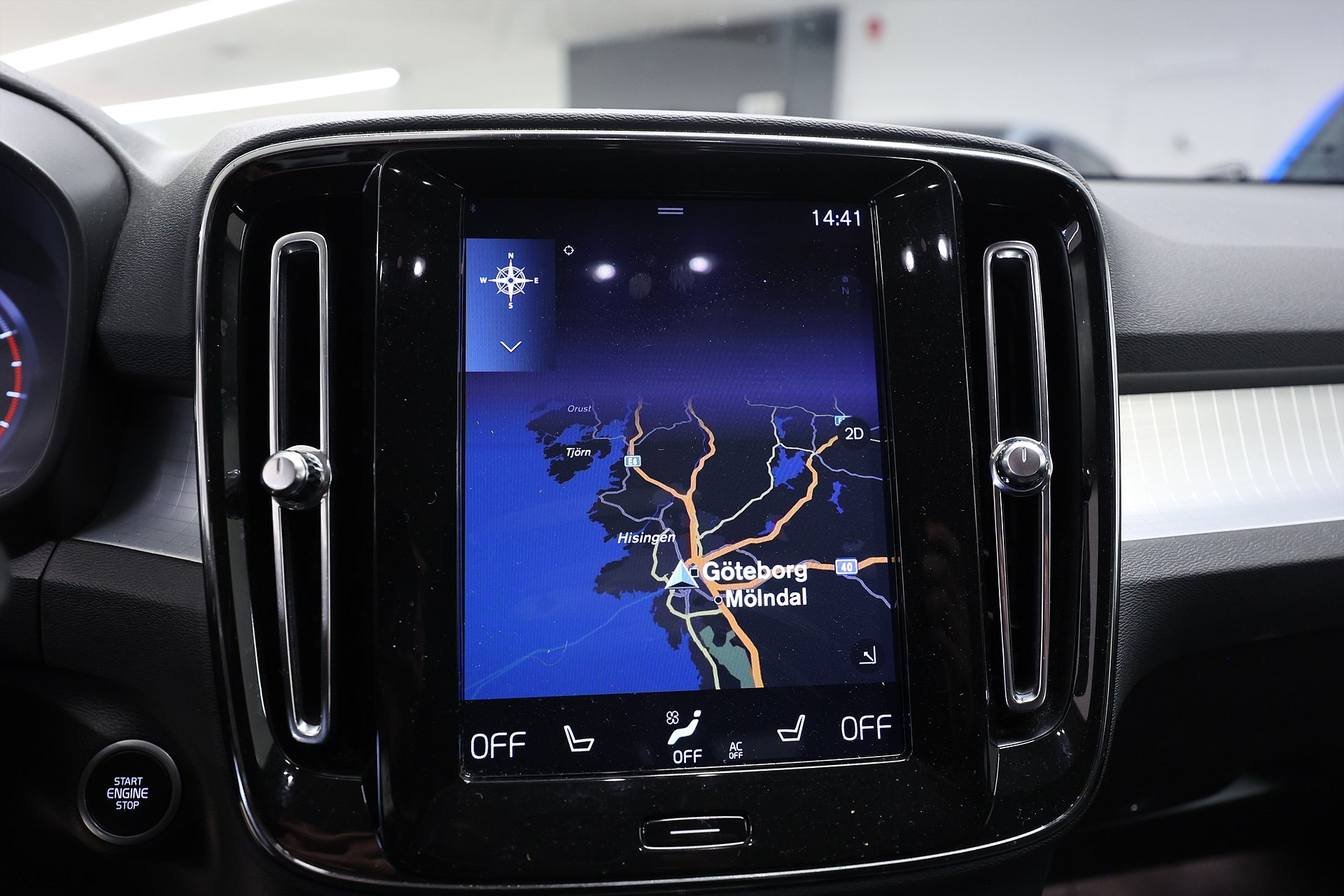 Volvo XC40 T3 163hk Momentum Pro Navi Värmare VOC PDC