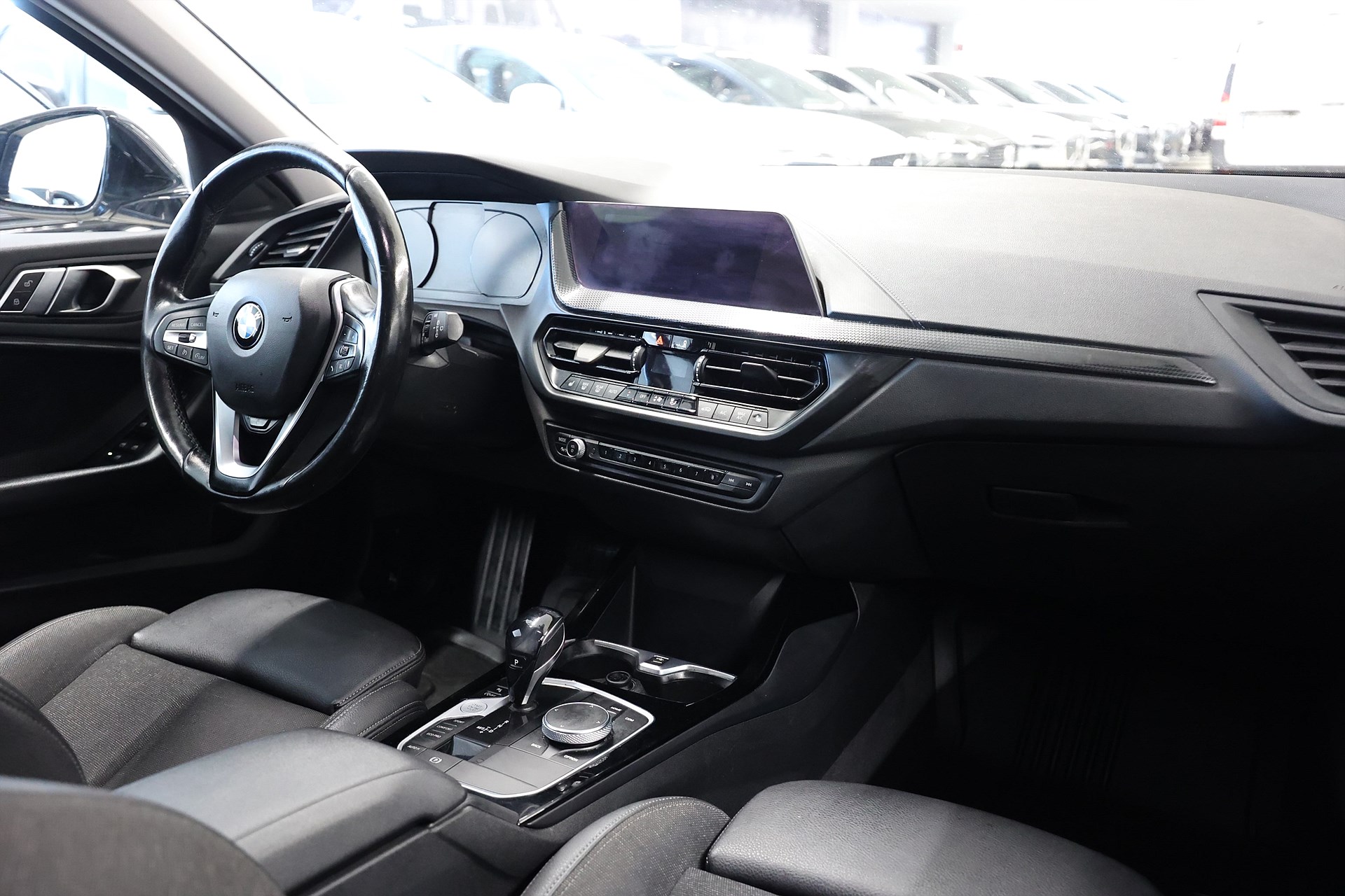 BMW 118i 140hk Sport Line PDC LED