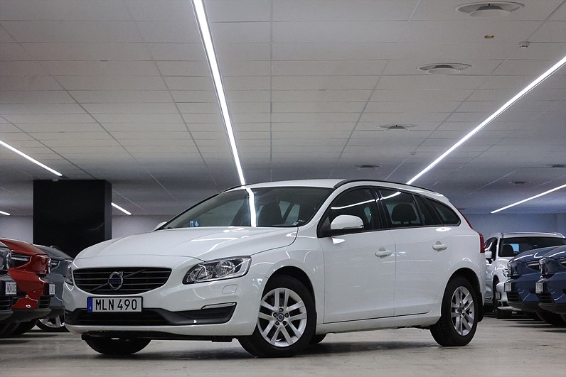 Volvo V60 T3 150hk Kinetic Värmare Farthållare