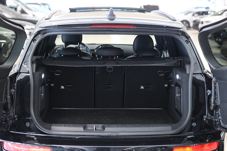 MINI JCW ALL4 Clubman 306hk H/K HUD Pano Läder Navi