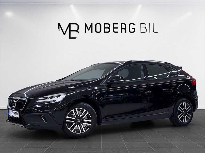 Volvo V40 Cross Country D4 190hk Business Adv Värmare PDC