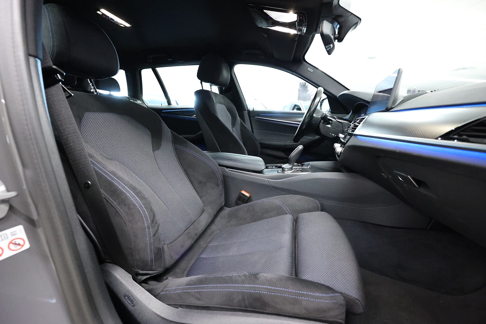 BMW 530e xDrive Touring M Sport Drag B kamera MOMS