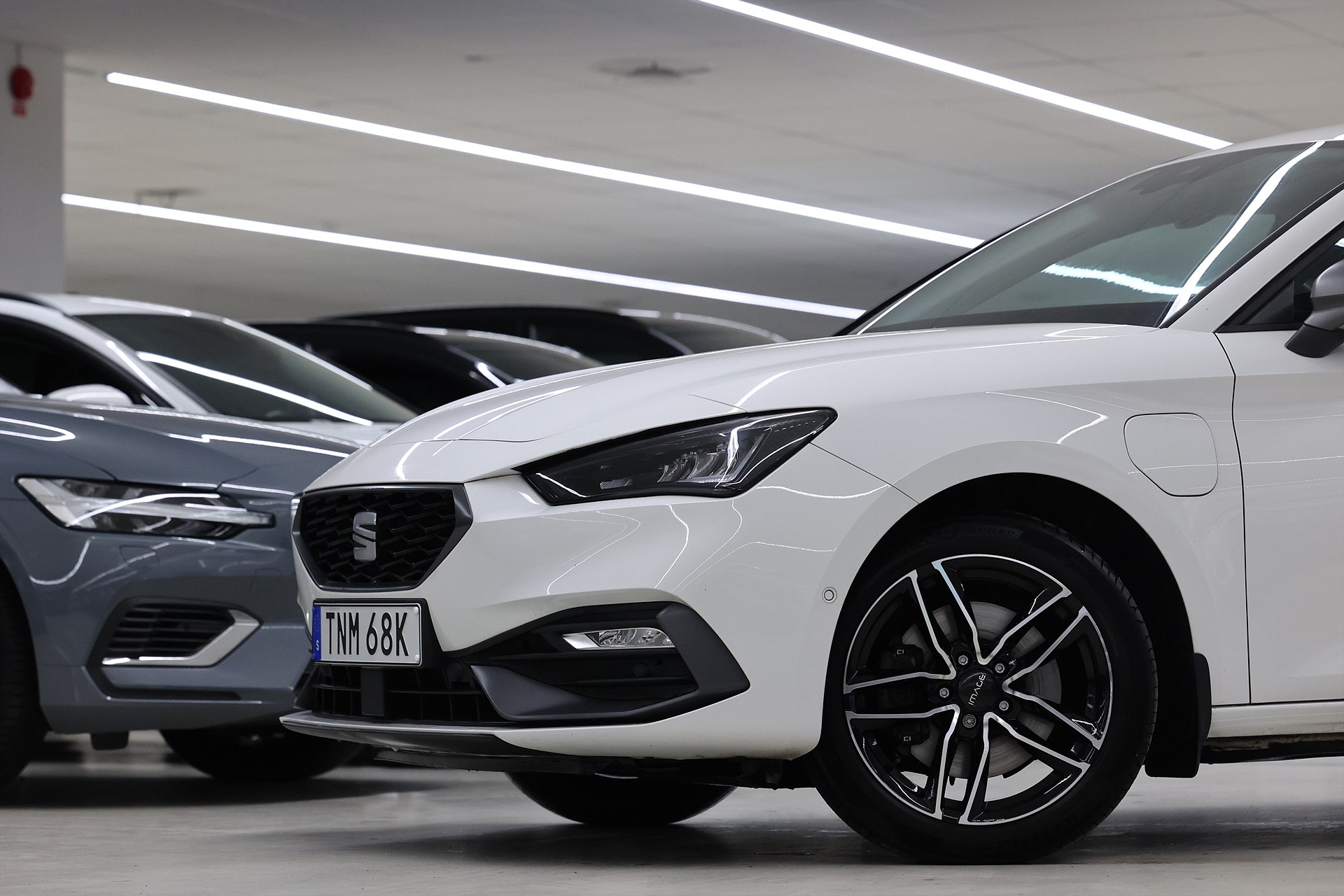 Seat Leon 1.4 e-Hybrid Sportstourer 204hk *Hjulkampanj!* FR Drag Navi Keyless