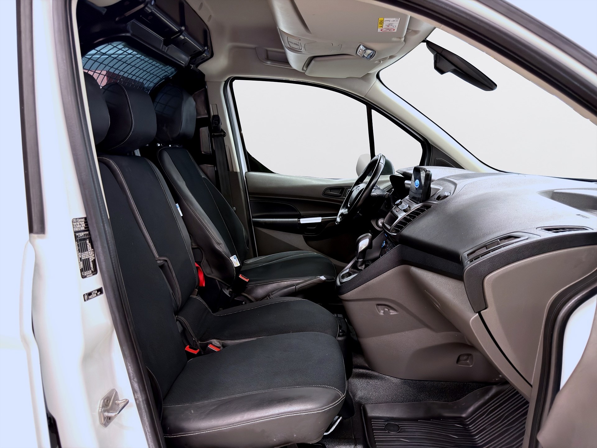 Ford Transit Connect 240 1.5 100hk V-inrett Drag Blixtljus B-kamera PDC