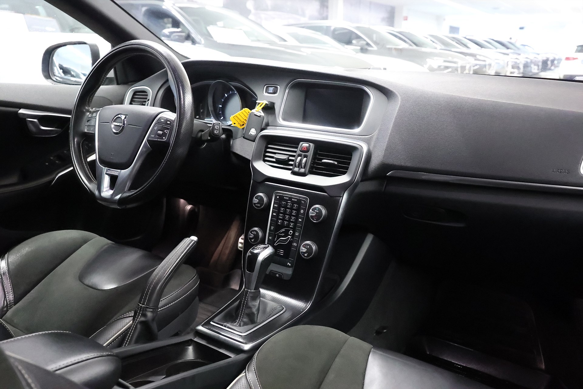 Volvo V40 D2 120hk R-Design Värmare PDC
