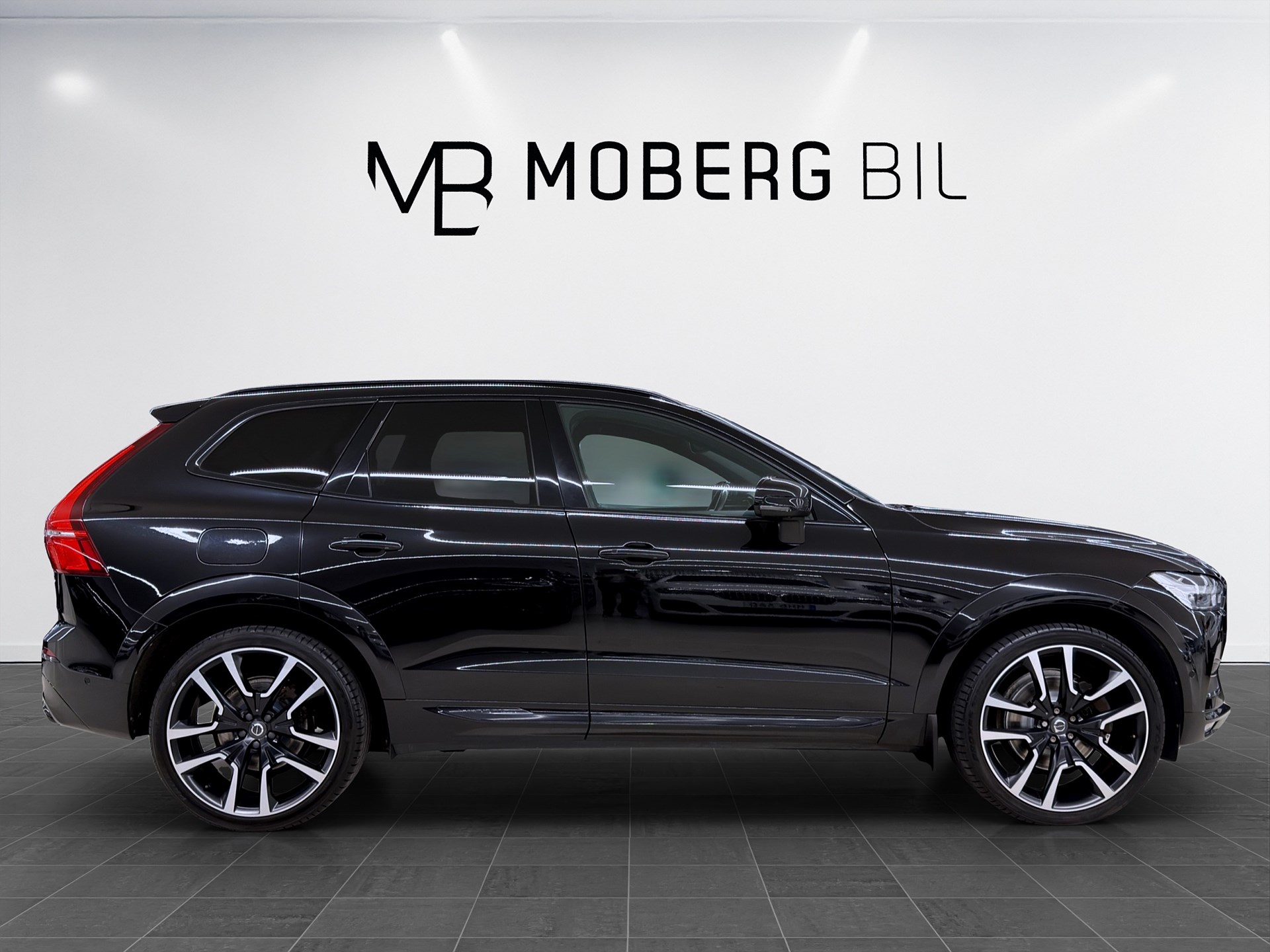 Volvo XC60 B4 AWD 197hk Inscription 360 H&K Drag Navi Keyless